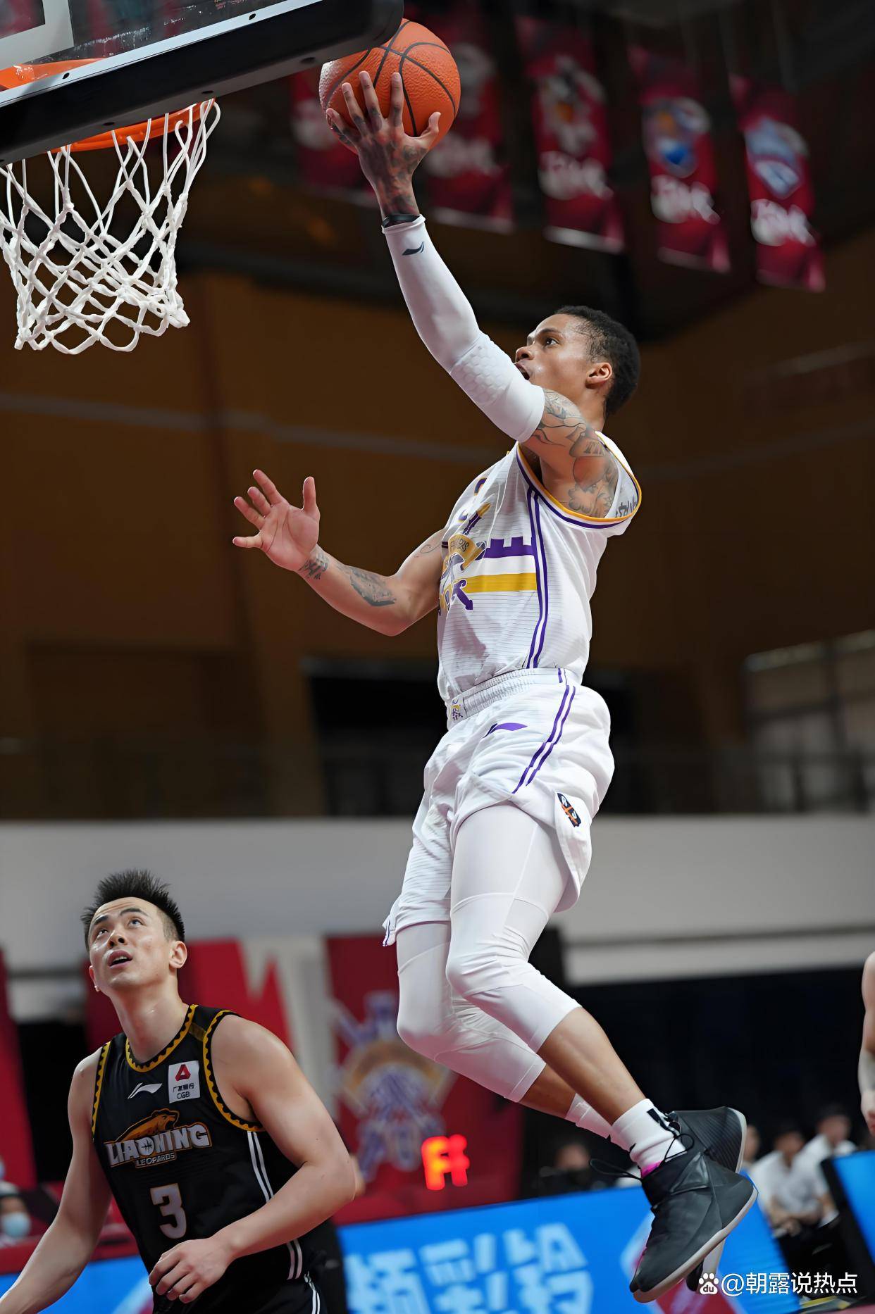 清晨CBA常规赛传出新动向，切尔西遗憾出局，管理层表态——更衣室稳定，赛季目标并未改变的简单介绍