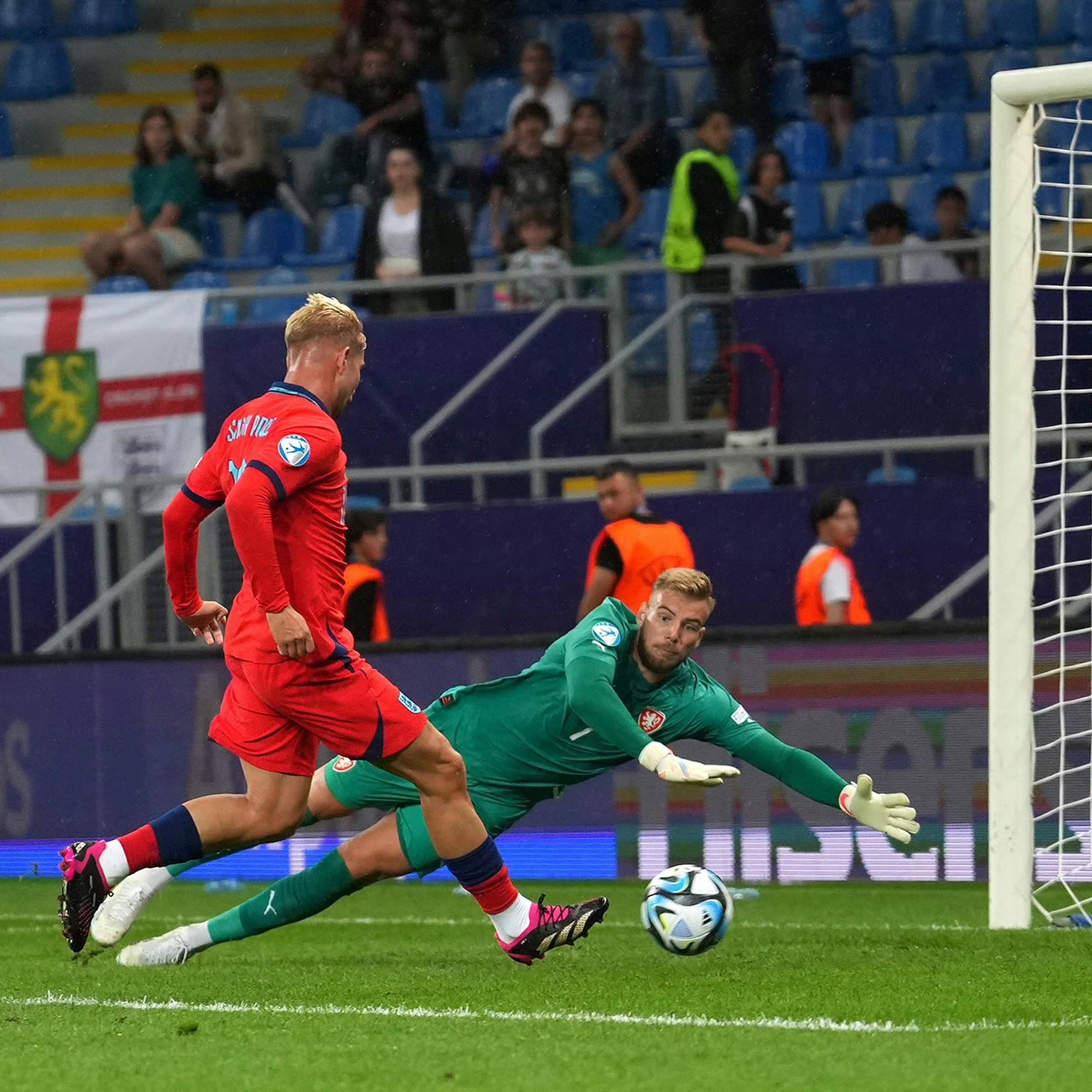 人在奥特开局伽马未来