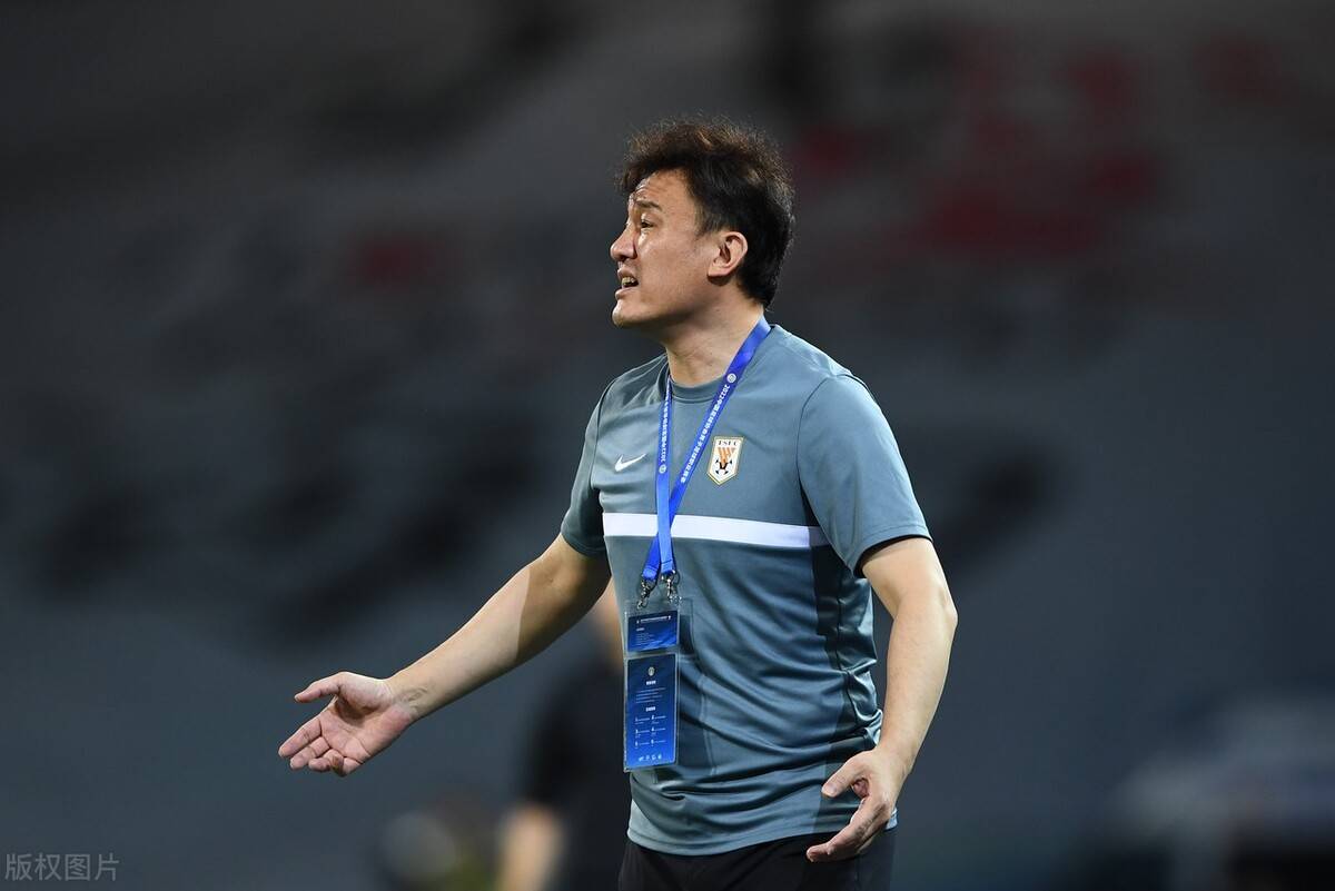 芝加哥公牛训练开放日;转会期更衣室发声引欢呼;中超在即;临场指挥获称赞(勇士坐镇主场迎战芝加哥公牛最新消息) 芝加哥公牛训练开放日;转会期更衣室发声引欢呼;中超在即;临场指挥获称赞(勇士坐镇主场迎战芝加哥公牛最新消息)