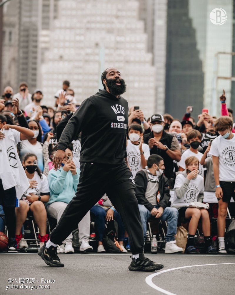 芝加哥公牛训练开放日;转会期更衣室发声引欢呼;中超在即;临场指挥获称赞(勇士坐镇主场迎战芝加哥公牛最新消息) 芝加哥公牛训练开放日;转会期更衣室发声引欢呼;中超在即;临场指挥获称赞(勇士坐镇主场迎战芝加哥公牛最新消息)